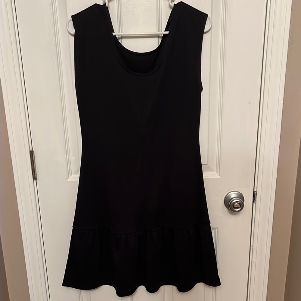 Black Sleeveless Dress
